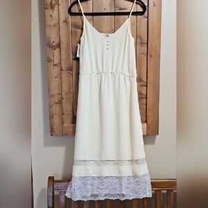 Aritzia Little Moon Butter Yellow Lace Trim Aurora Midi Dress Size XS